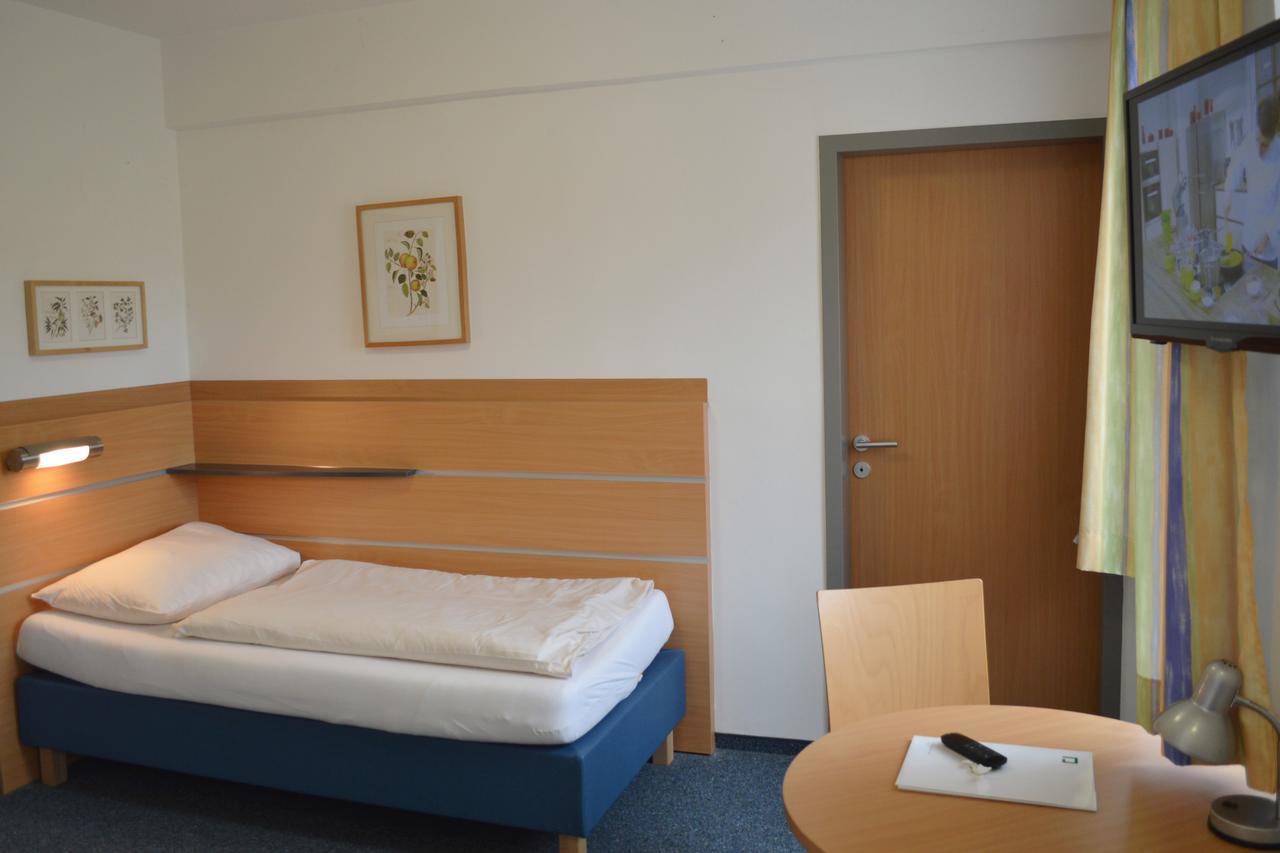 Gaestehaus Der Lk-Technik Mold Εξωτερικό φωτογραφία