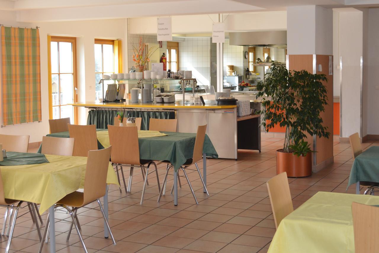 Gaestehaus Der Lk-Technik Mold Εξωτερικό φωτογραφία